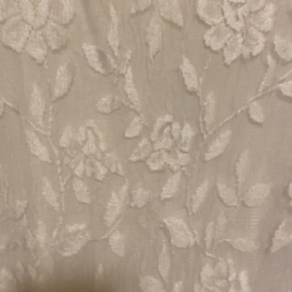 Nicki Livas Gown - Picture 8 of 9
